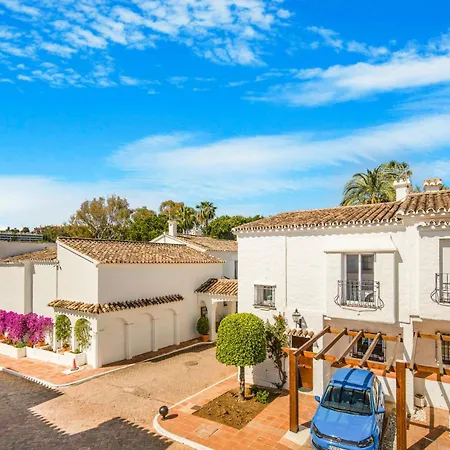 Gorgeous Townhouse Nueva Andalucia 4* Marbella