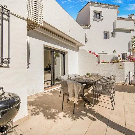 Gorgeous Townhouse Nueva Andalucia 4* Marbella